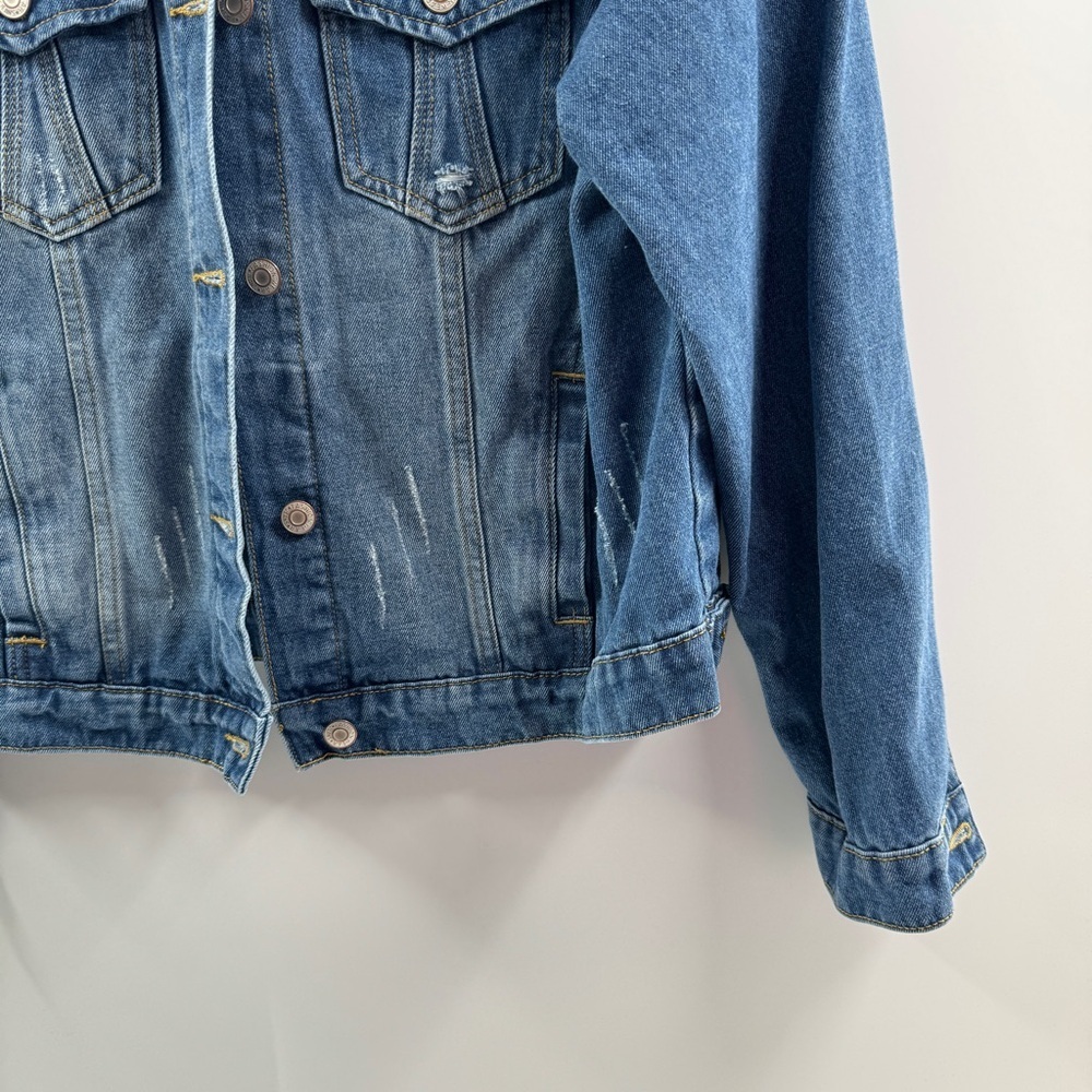🧸 Brandless Large Medium Wash Distressed Denim Jacket - Picture 3 of 8